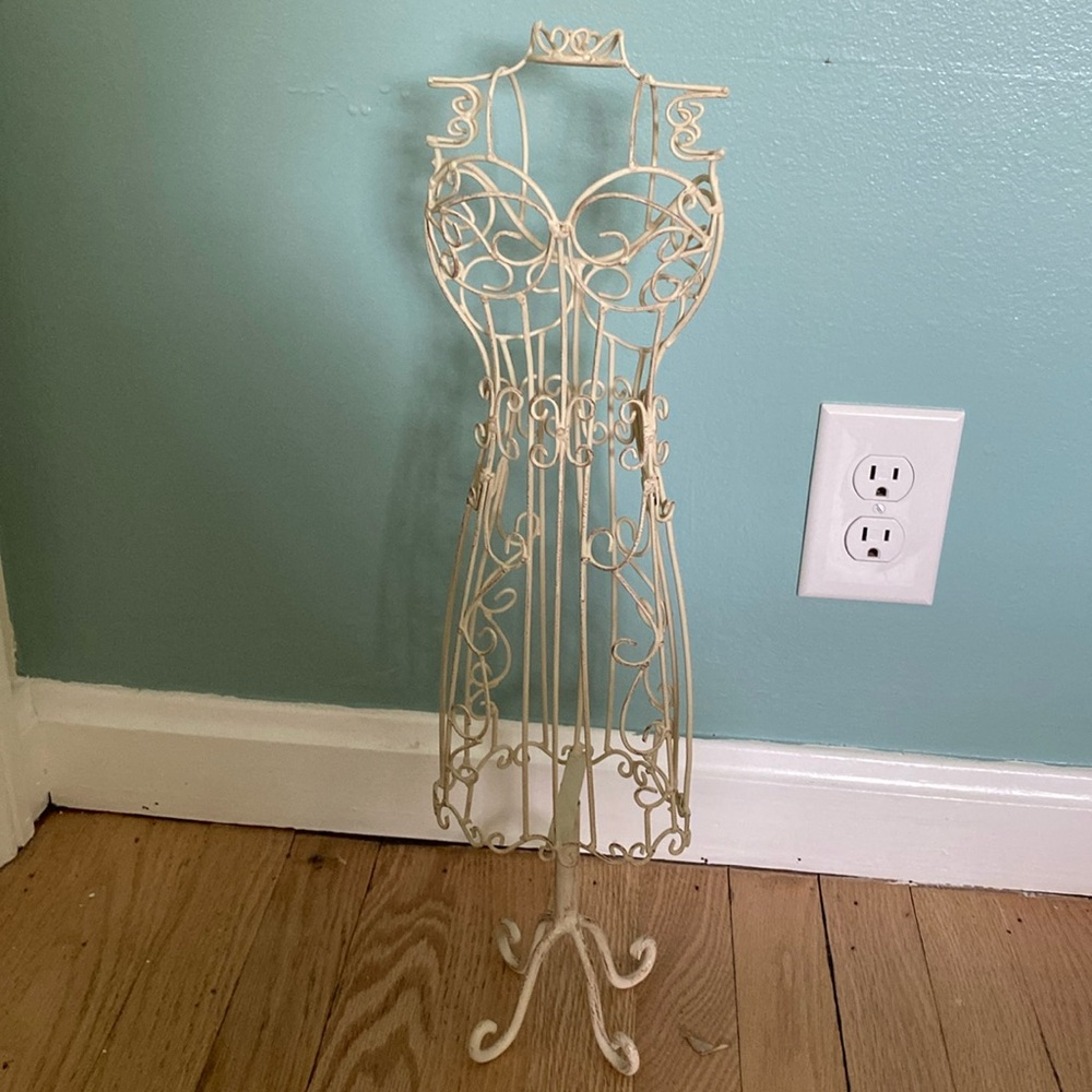 Jewelry organizer